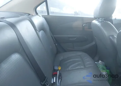 2015 Chevrolet Sonic Ltz Auto z USA, uszkodzony, nr VIN 1G1JE5SB2F4187768